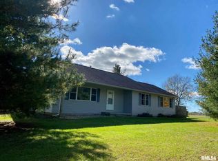 19847 Gudgel Ave, Petersburg, IL 62675