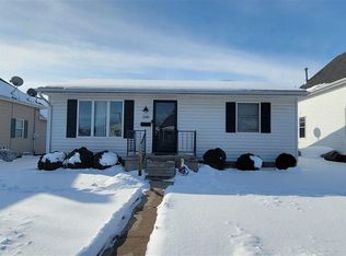 1141 S 3rd St, Clinton, IN 47842