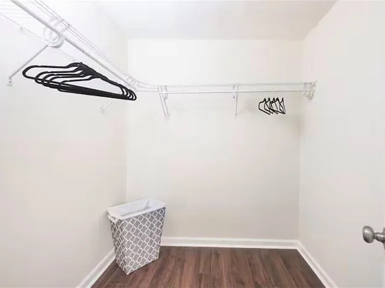 846 Park Pl NE — Photo 156