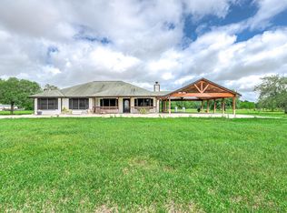 1095 County Road 423, Alvin, TX 77511