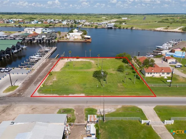 645 Laguna Dr, Port Mansfield, TX 78598