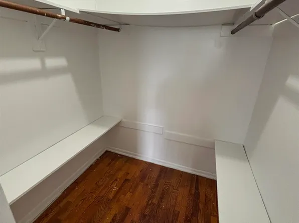 19 Skillman Avenue image 14 of 17