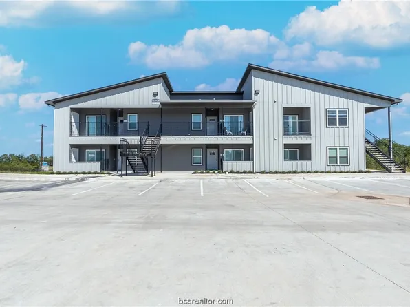 1326 Prairie Dr #1011, Bryan, TX 77803