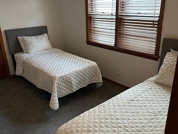 4th image of 3711 N Mozart St #2