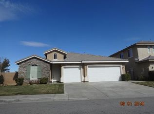 3801 Club Rancho Dr, Palmdale, CA 93551