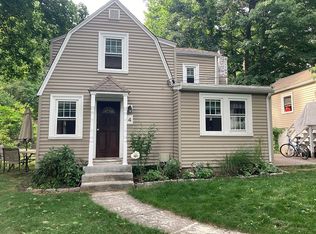 4 Fife Rd, Wellesley, MA 02481