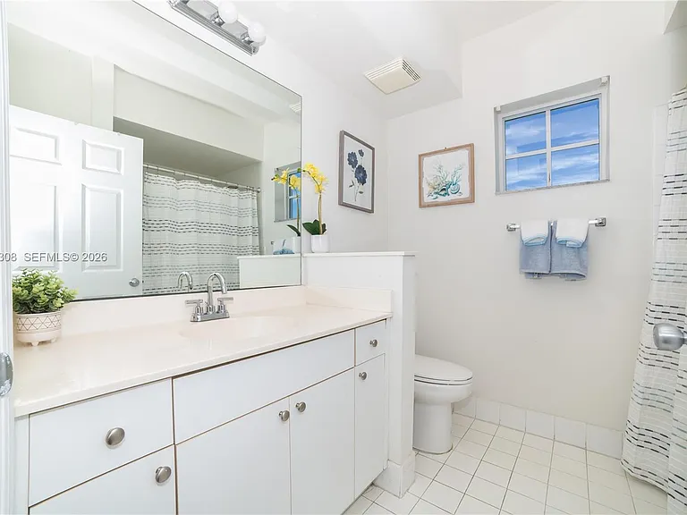 17150 N Bay Rd #2914 — Photo 36
