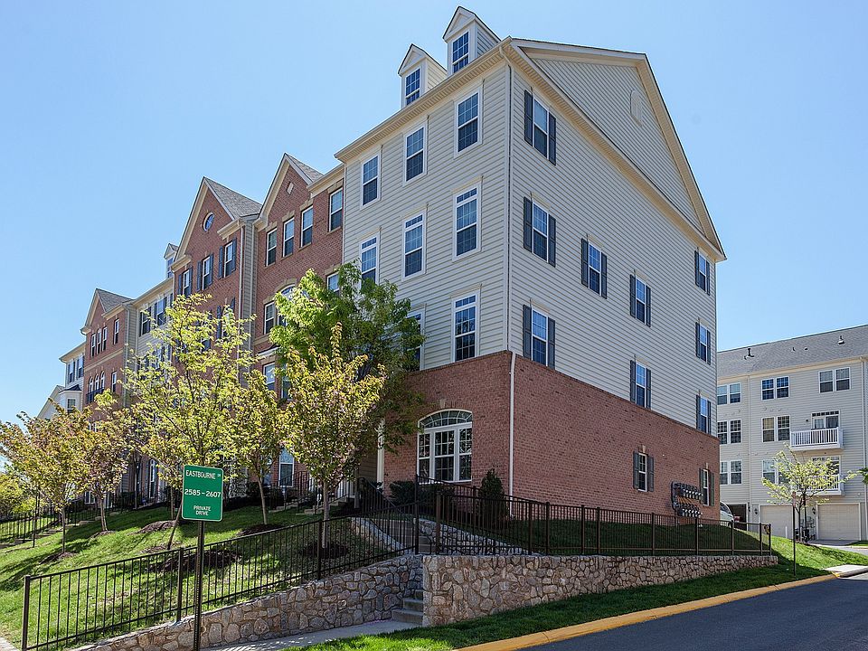 1st image of 2607 Eastbourne Dr #278