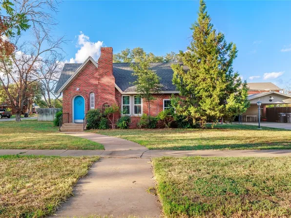 606 W 12th St, Brady, TX 76825