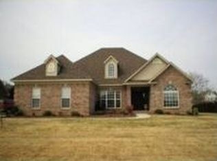 2301 Rockingham Ln, Decatur, AL 35603