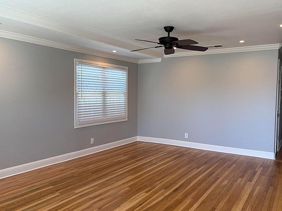 5th image of 1219 Farringdon Dr