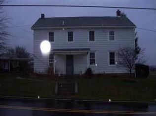 51 Lyons Rd, Fleetwood, PA 19522