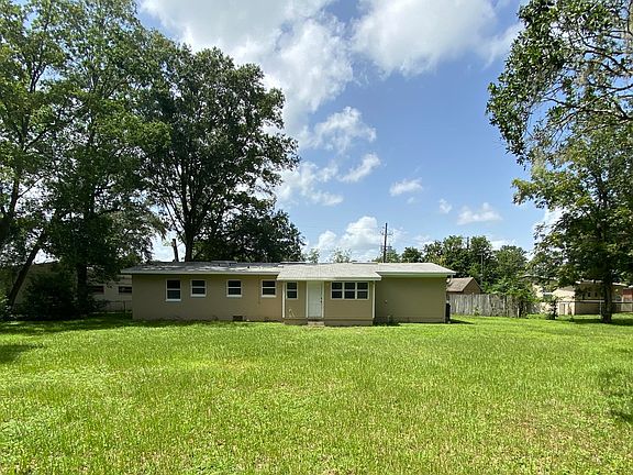 5th image of 5637 Moret Dr E