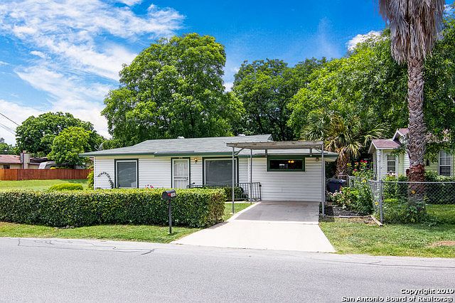 1st image of 1047 Hillcrest Dr