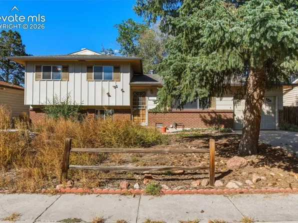 3702 Pearl Dr, Colorado Springs, CO 80918