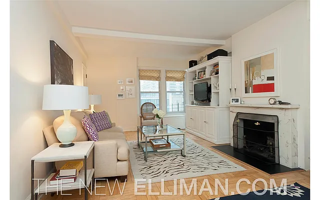 Sold by Douglas Elliman | media 19