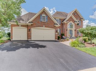 1N416 Lytham Ct, Winfield, IL 60190