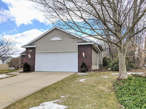 3rd image of 5373 Thoroughbred Dr SW