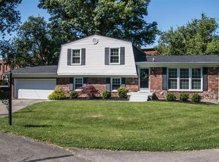 3102 Carriage Hill Dr, Creekside, KY