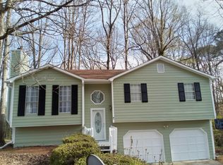 4020 Oak Stone Dr, Douglasville, GA 30135