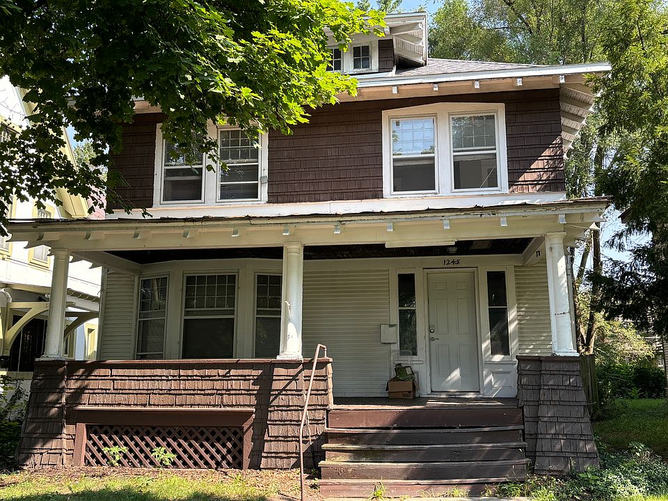 1st image of 1245 Sigsbee St SE