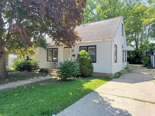 4425 North 40th STREET, Milwaukee, WI 53209