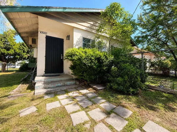 10565 Camarillo St, North Hollywood, CA 91601