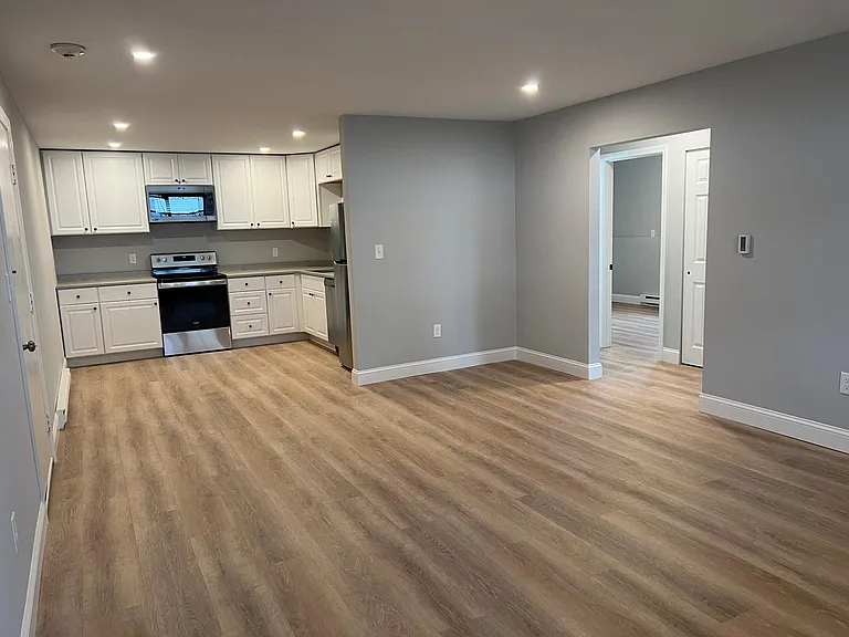 3 Pearson St #6 — Photo 8