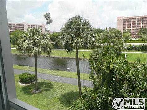 1st image of 14527 Bonaire Blvd APT 307