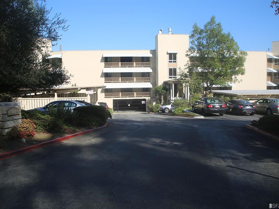1st image of 320 Vallejo Dr APT 9