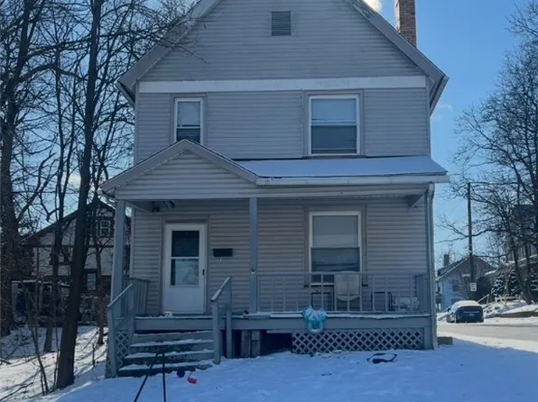 331 A St, Sharon, PA 16146