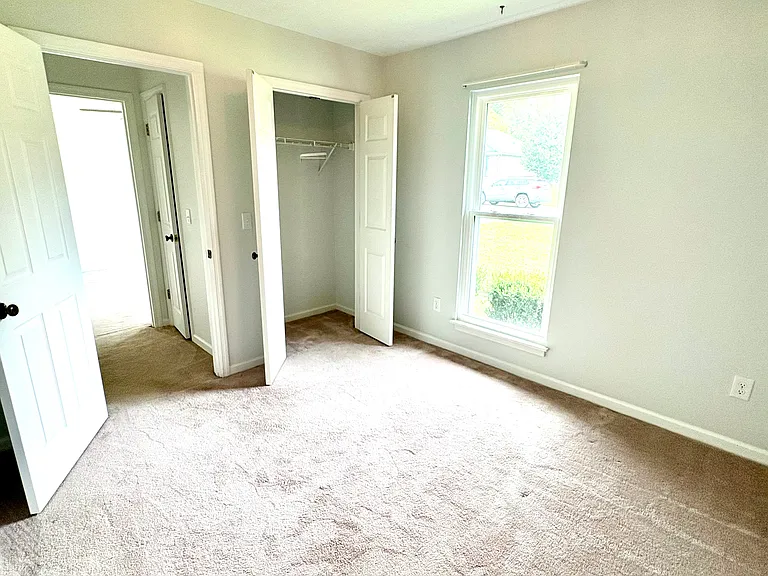 5240 Spinnaker Ct — Photo 20