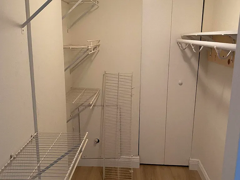 501 SW 11th Pl #106 — Photo 17