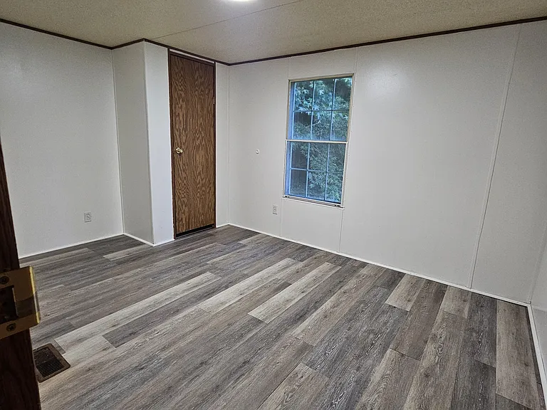 1736 Blacksburg Hwy #17 — Photo 8