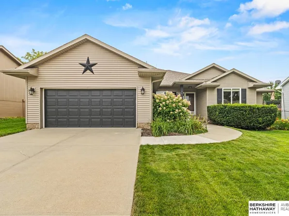 7525 Vane St, Omaha, NE 68122