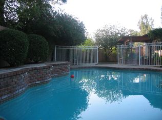 4909 Reforma Rd, Woodland Hills, CA 91364