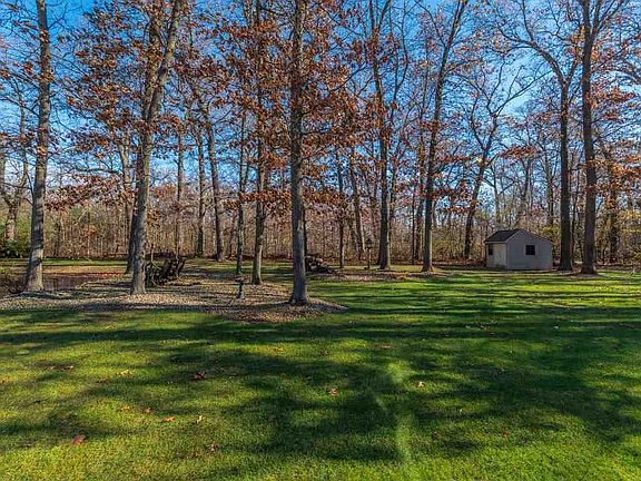 2nd image of 53030 Cobus Woods Ct