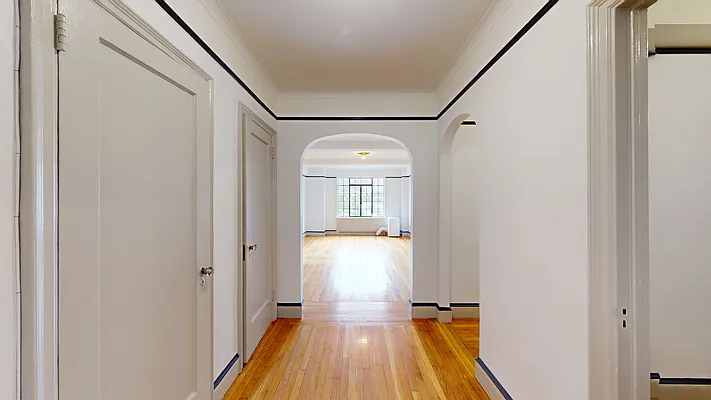 Rented by Bond New York | media 16