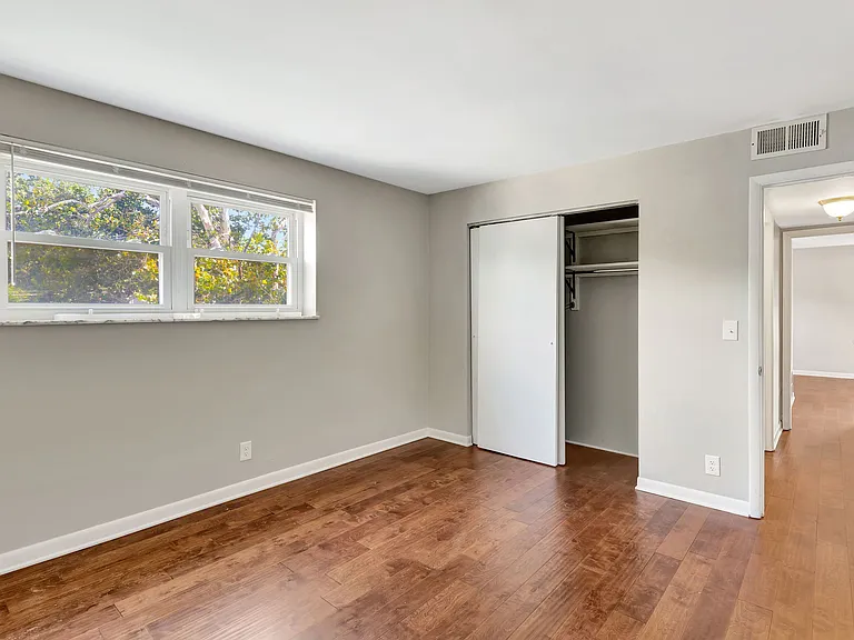 2270 Madison Rd #3C — Photo 18