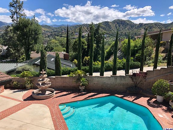 3rd image of 1536 Sunshine Dr