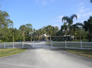 731 18th Ave NE, Naples, FL 34120