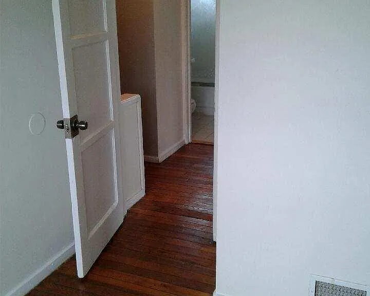 32137 Genessee St — Photo 3