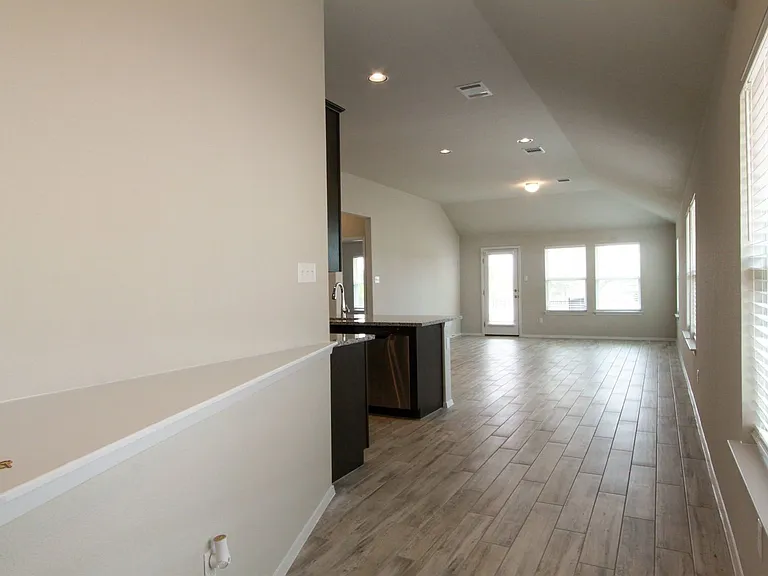 1212 Low Branch Ln — Photo 4