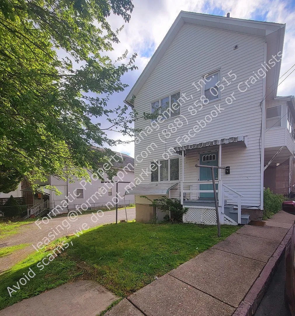 2 bed, 1.0 bath, 529 sqft, $1,245 — Photo 1