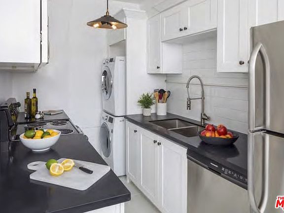 3rd image of 1201 N Crescent Heights Blvd APT 502