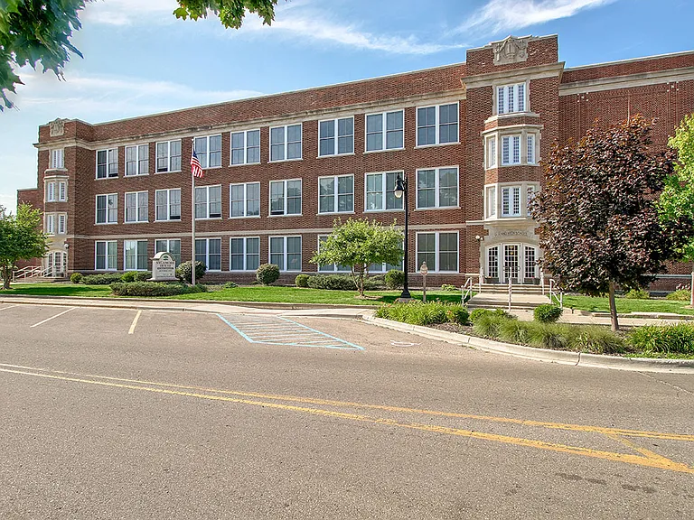 Sycamore House Senior Community