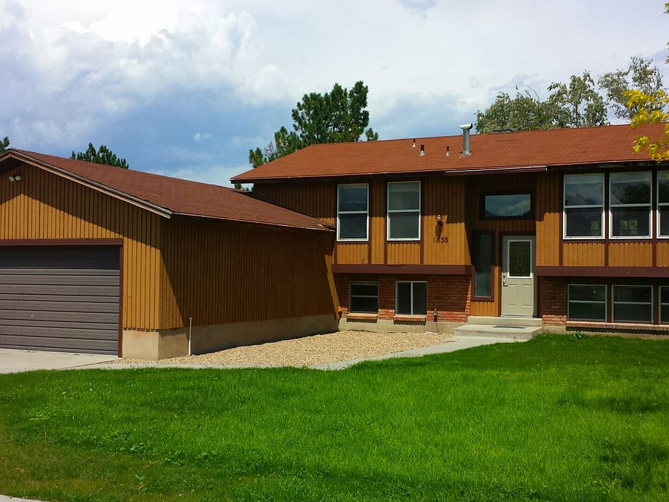 1st image of 1838 W Western Charm Dr