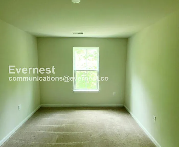 217 Capeside Ct — Photo 12