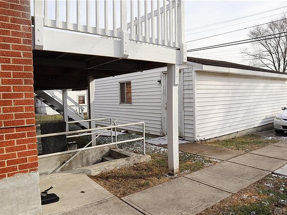 5th image of 1512 W Stewart St