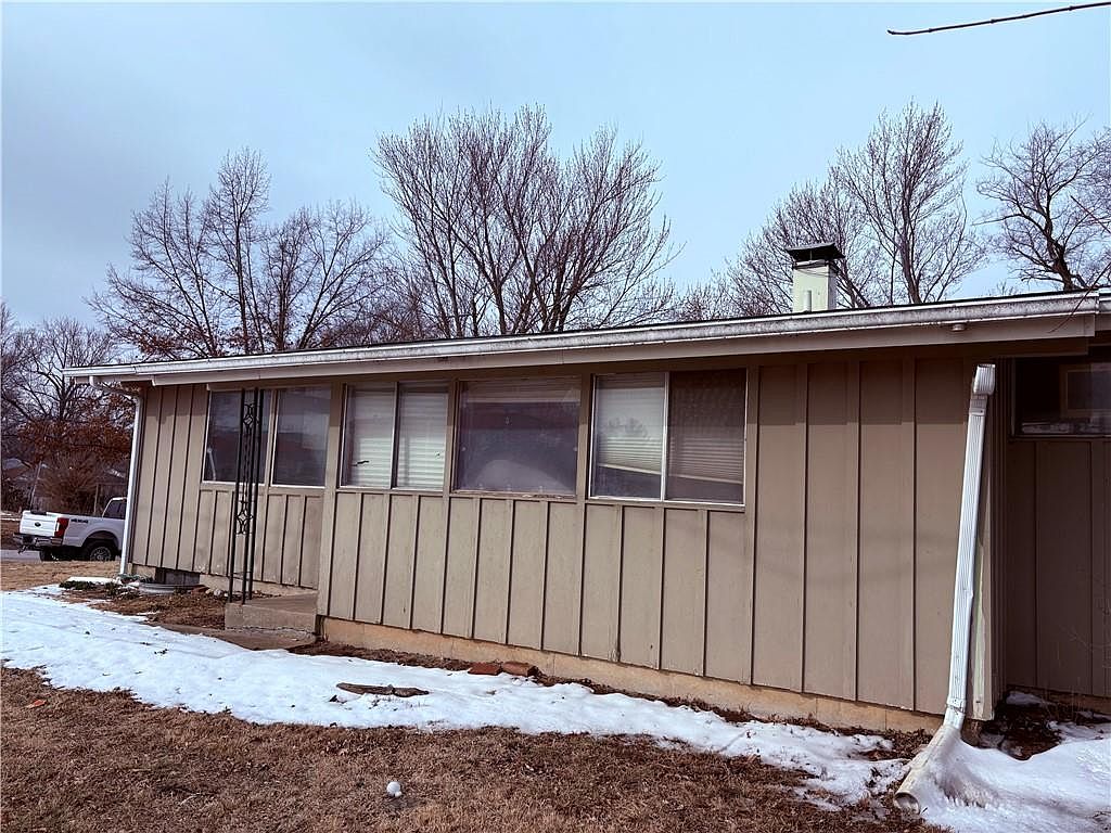 6800 NW Belvidere Pkwy  